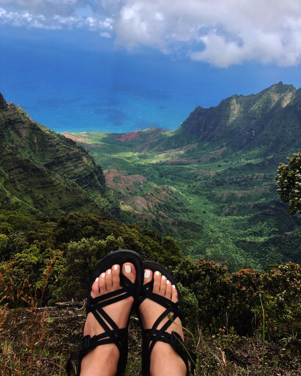 audrinalxo's tweet photo. I just want photos from Kauai, Hawaii as my pinned tweet https://t.co/FerMWkIug7