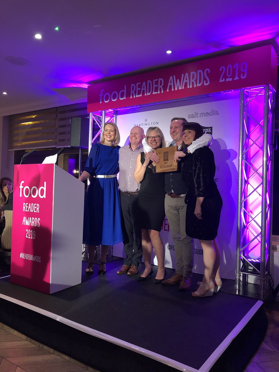 foodlifestylesw's tweet photo. Best Restaurant (sponsored by @Totalcornwall) goes to @PorthBCafe ✨ #ReaderAwards https://t.co/lKCMtjg2yO