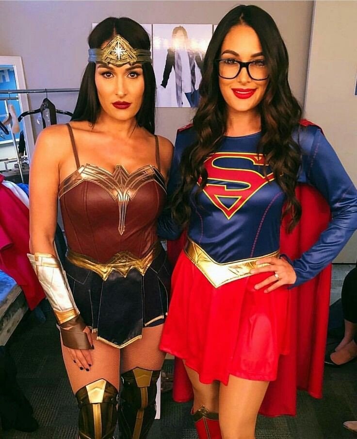 nxxbella's tweet photo. Festa, estou preparada! ♡ #WonderWoman #Brie #friendlyparty https://t.co/KwI8mTEpZh