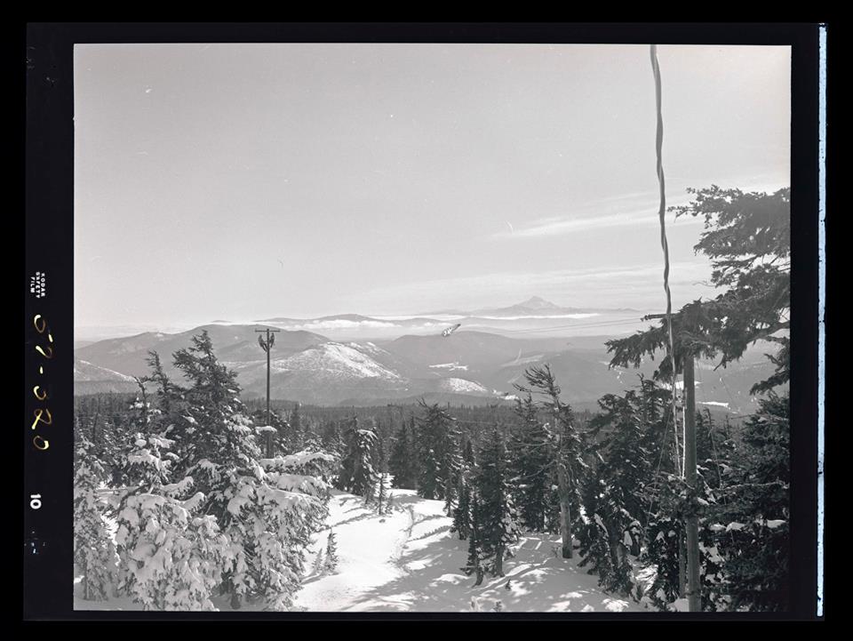 OrHist's tweet photo. Talk about work with a view! In this image, taken from our @portlandgeneralPhotograph Collection, linemen work on a utility pole near @timberlinelodge, with Mount Jefferson visible in the distance.
Browse more PGE photos on #OHSDigitalCollections: https://t.co/2QK2NhmIqS https://t.co/meVHifjNz4