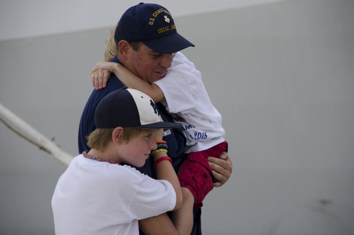 AmericanLegion's tweet photo. Our Temporary Financial Assistance awarded more than $1 million to #CoastGuard #families impacted by #GovernmentShutdown. Every cent donated to the fund goes to helping eligible Legionnaires &amp; active-duty #military families w/ minor children at home. https://t.co/QpJPYzeaRO https://t.co/i8m0KH78HJ