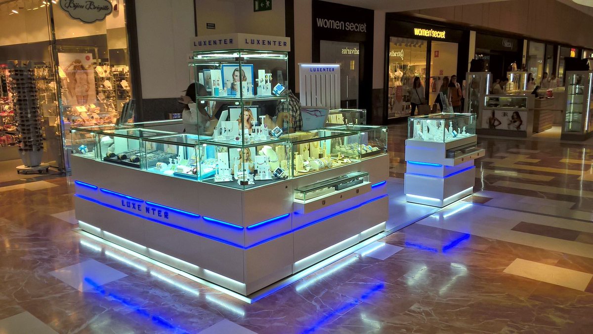 LUXENTER abre un nuevo centro en Mongolia #franquicia #joyería #Mongolia

franquicias.20minutos.es/actualidad/not…