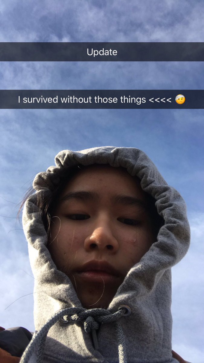 gianehee's tweet photo. I forgot my glasses and water now i’m near to blind 😰 plus thoast hurt as sht 🤒 #SaveTheChildren #saveme #ami #HopeWorld #AsianTwitter #PraisinTheAsian #savetheasian #school #survival https://t.co/xfvUzJcLcV