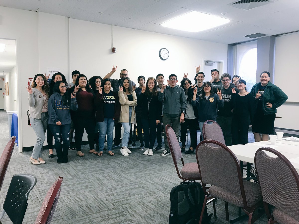 CCampos_UCI's tweet image. A busy day here in Graduate Division with yet another great event. First-Gen graduate student panel and networking lunch sponsored in collaboration with UCI First-Gen Initiatives @UCIrvineGD #UCIGradLife #FirstGenUCI #FirstGenPride