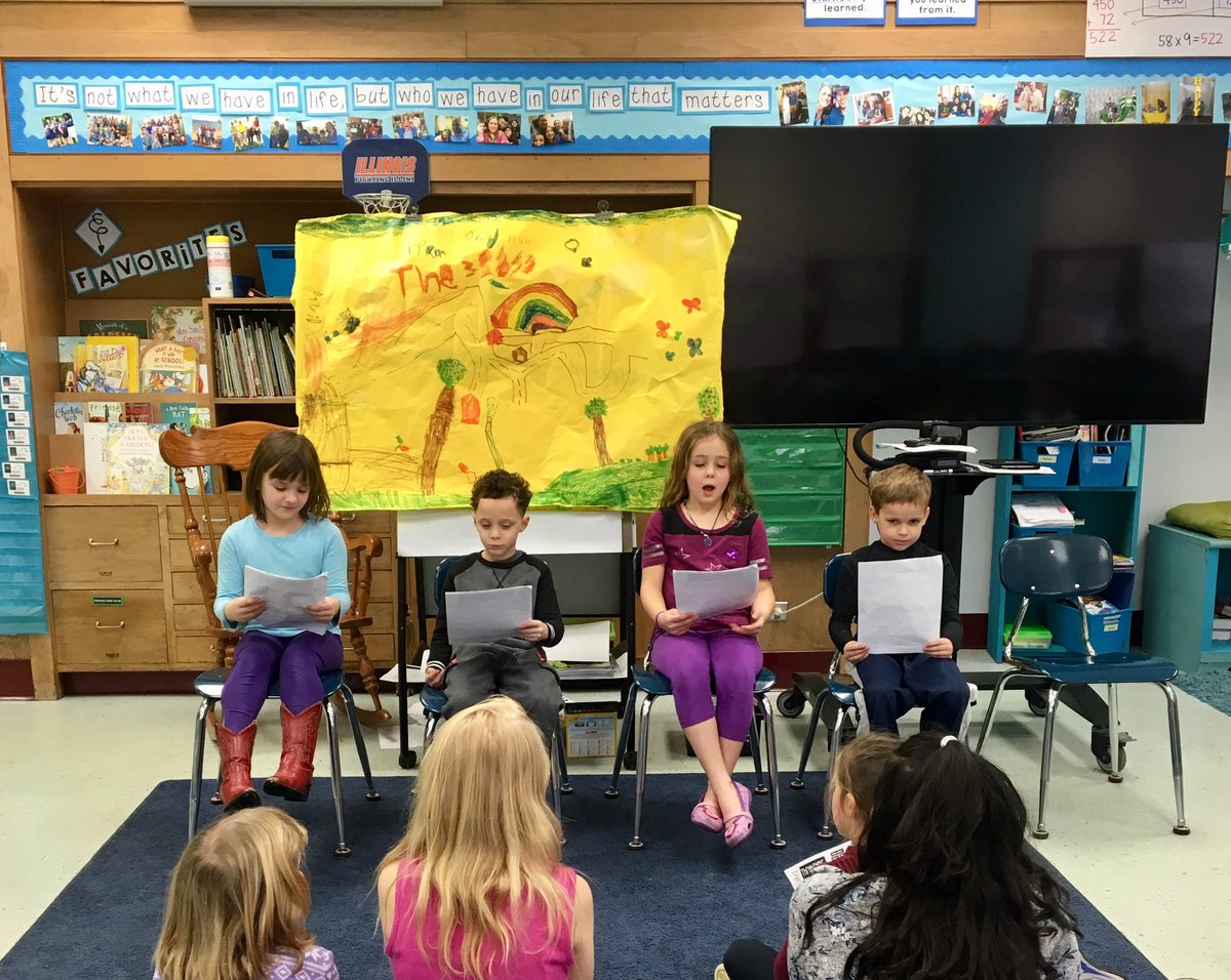 Mrs_Corso's tweet image. Bravo!!👏🏼👏🏼 4th graders were so proud to be an audience for our buddies! We loved the reader’s theatre performances @MrsBeumer!