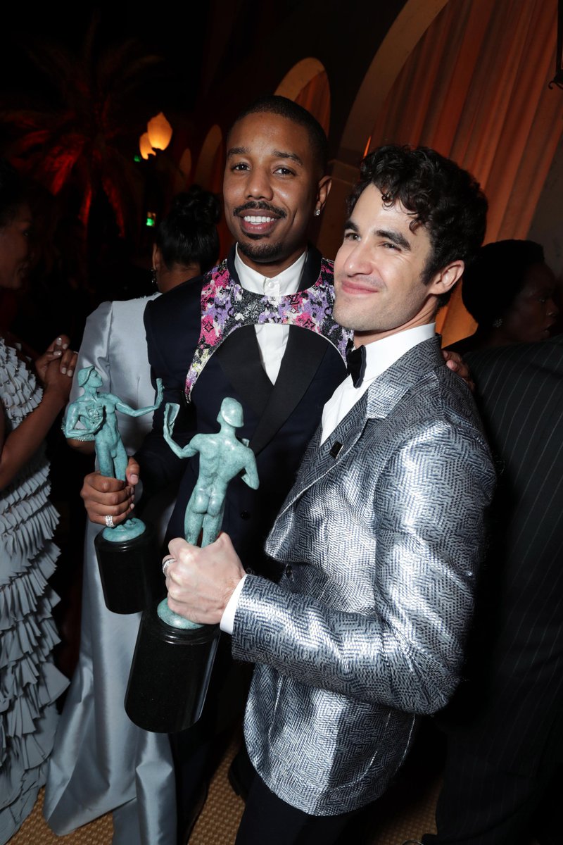 OnTheRedCarpet tweet picture