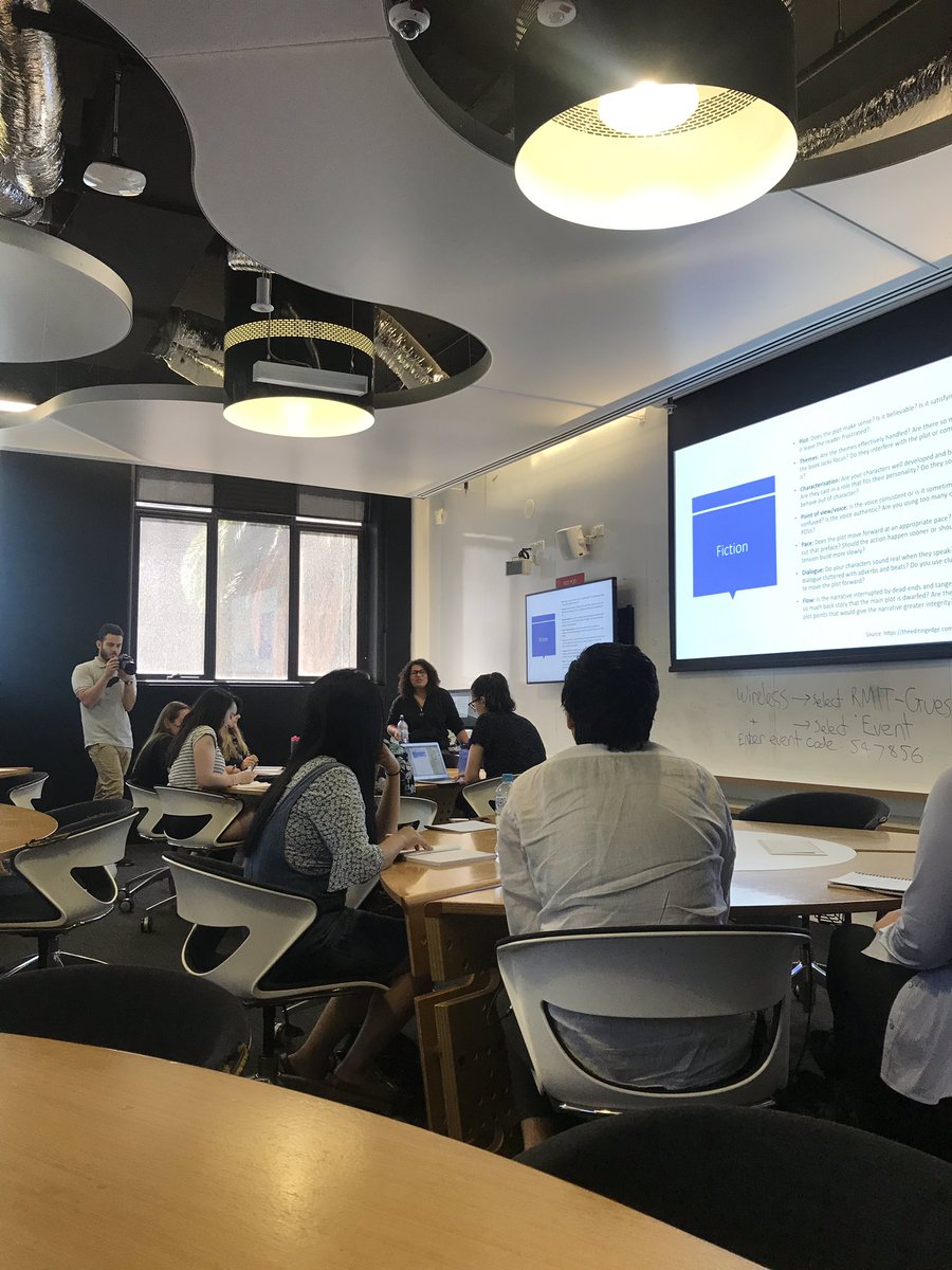Express__Media's tweet image. Over in the other space Hella Ibrahim from @djed_press is talking editing 101 #EMNEWS19