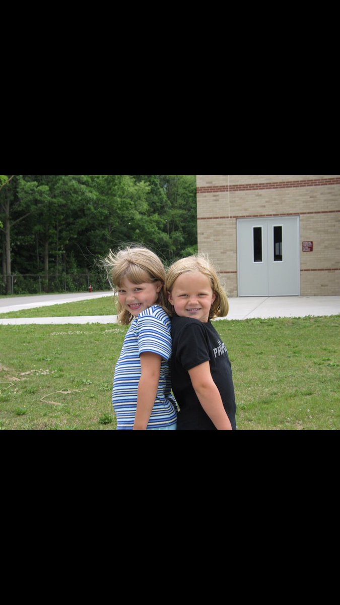 mfoote10's tweet photo. happy birthday to my friend since forever i love u @Morgan12Jewell ♥️😚 https://t.co/mRXG8DsKs0