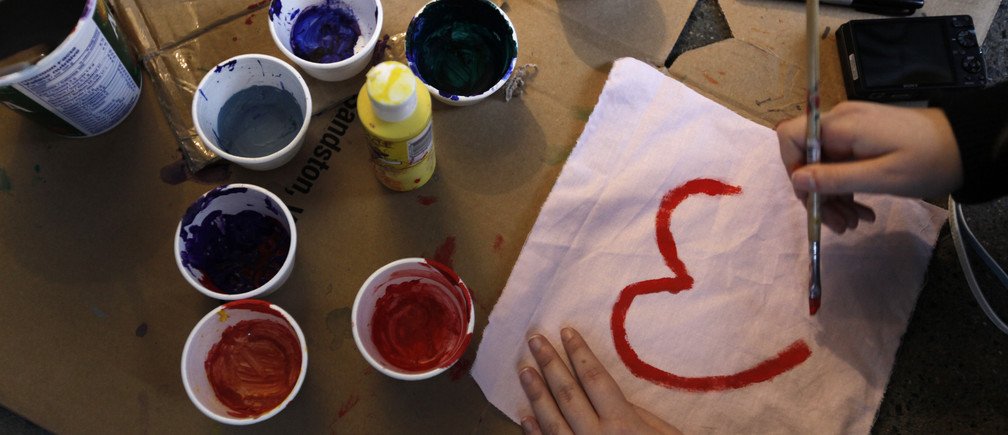 PlanetClassroom's tweet photo. “With #art it’s not about the end product, it’s the process, the journey It’s the skills and knowledge children learn on the way..They are able to identify who they are, what excites them...and they can make their own mark in #school and in society.” Photo Courtesy of @wef #arted https://t.co/WaGwpTKOJ8