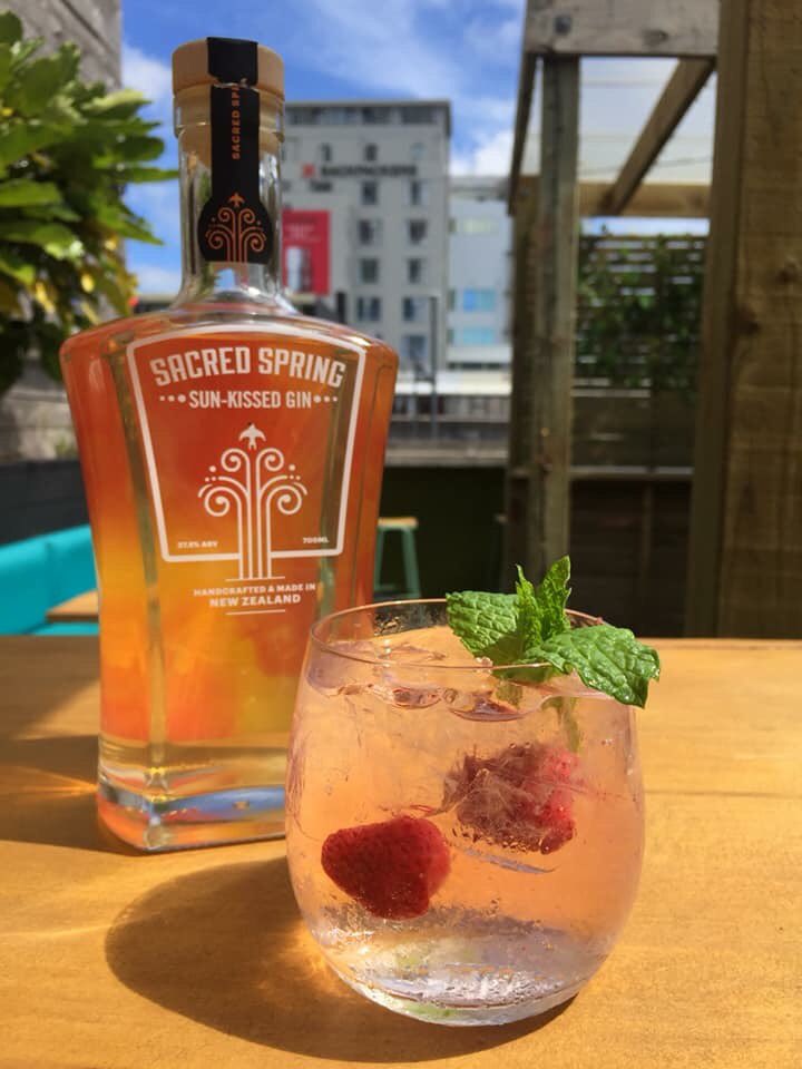 The Champagneria tweet media