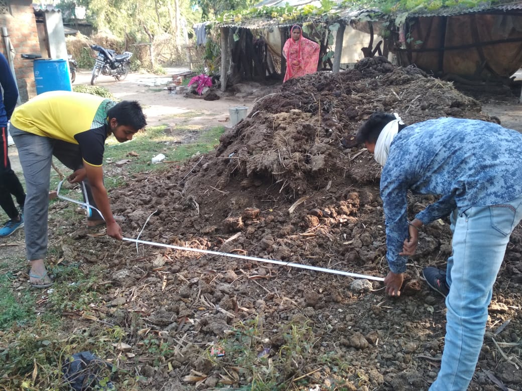 NavrachnaTrust's tweet photo. #SustainableAgriculture Project with Huntsman Csr..  Integrated Nutrient Management work in progress with the community collaboration.. https://t.co/PHKfZdCybg