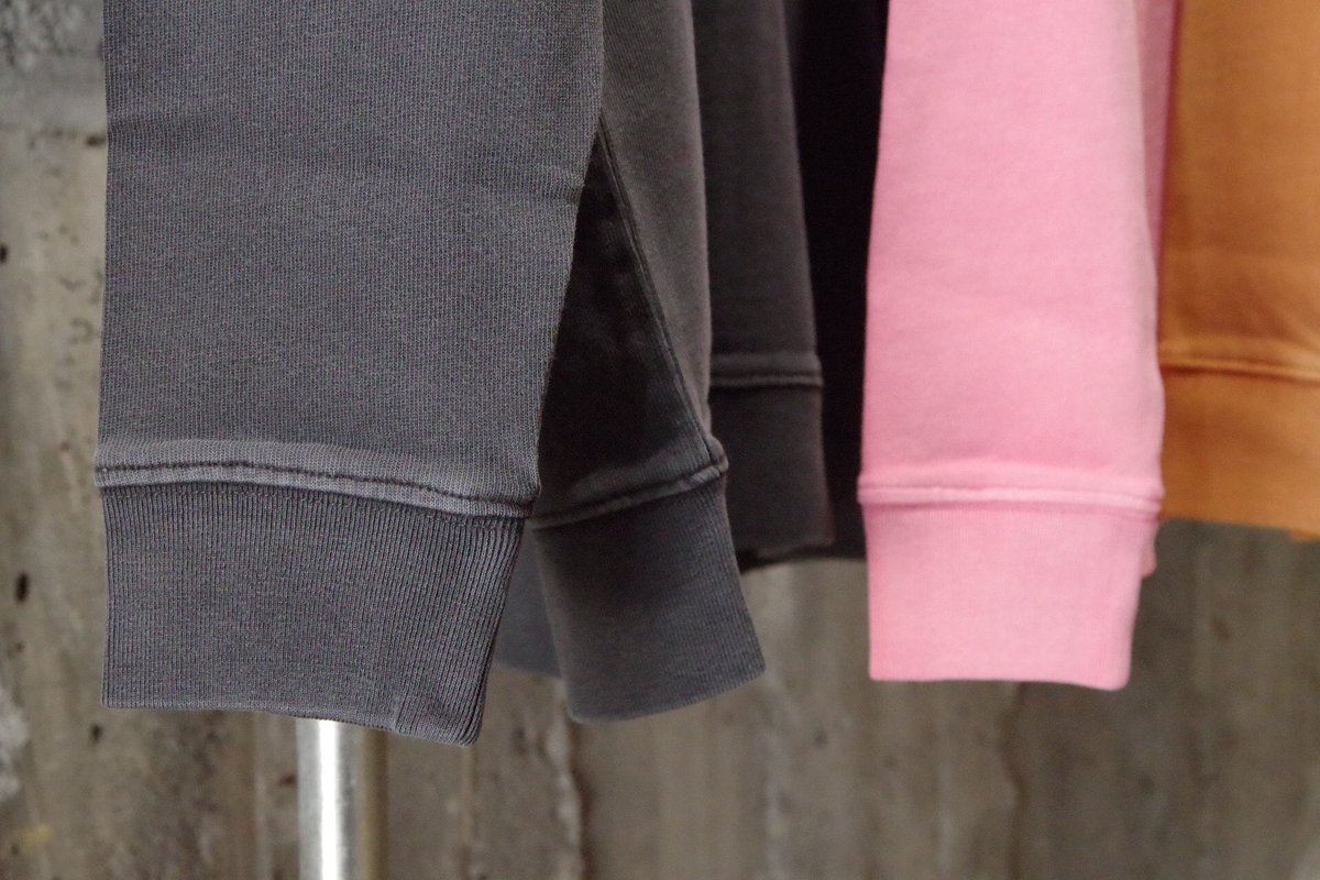 info_shhh's tweet photo. new arrival-new-
pigment heavy weight lt
https://t.co/sYKl3138CX
https://t.co/Is0IuLhO95
#SHHH_HM #overdye #longsleeveshirt #2019ss #hamamatsu #shizuoka #kagiyaビル #浜松 #静岡県 https://t.co/yD0O6knOSf