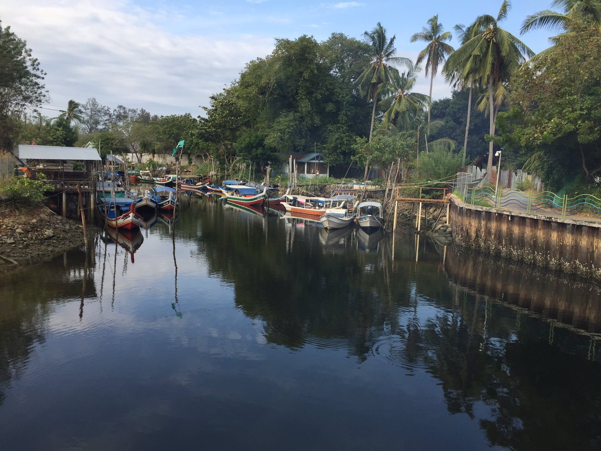 fariss87's tweet photo. Pintu air pantai cenang.

#langkawi #kerja #pintuair #anginsepoi #seharija https://t.co/7mvezVaZw4