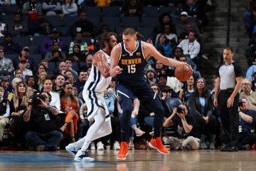 View image on Twitter