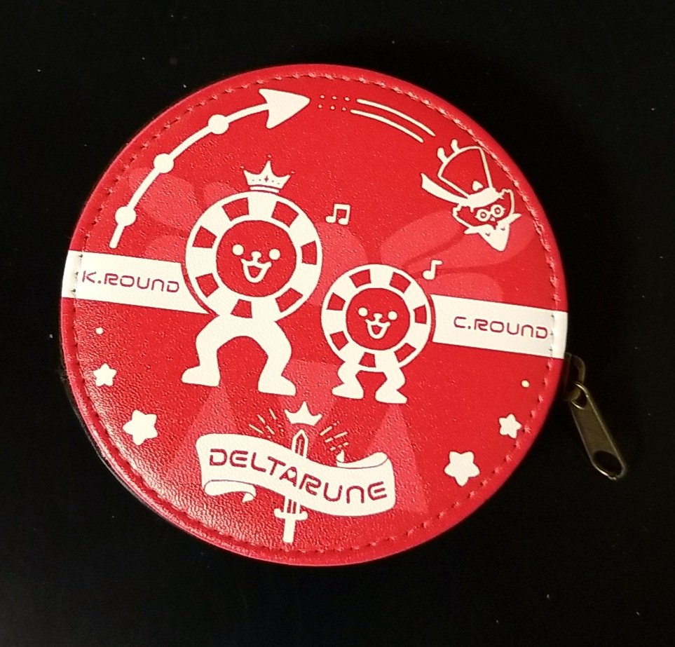 最近同人でもめっちゃオシャンでかわいいグッズ出るからついつい買っちゃうね…。いや～かわいい～。 