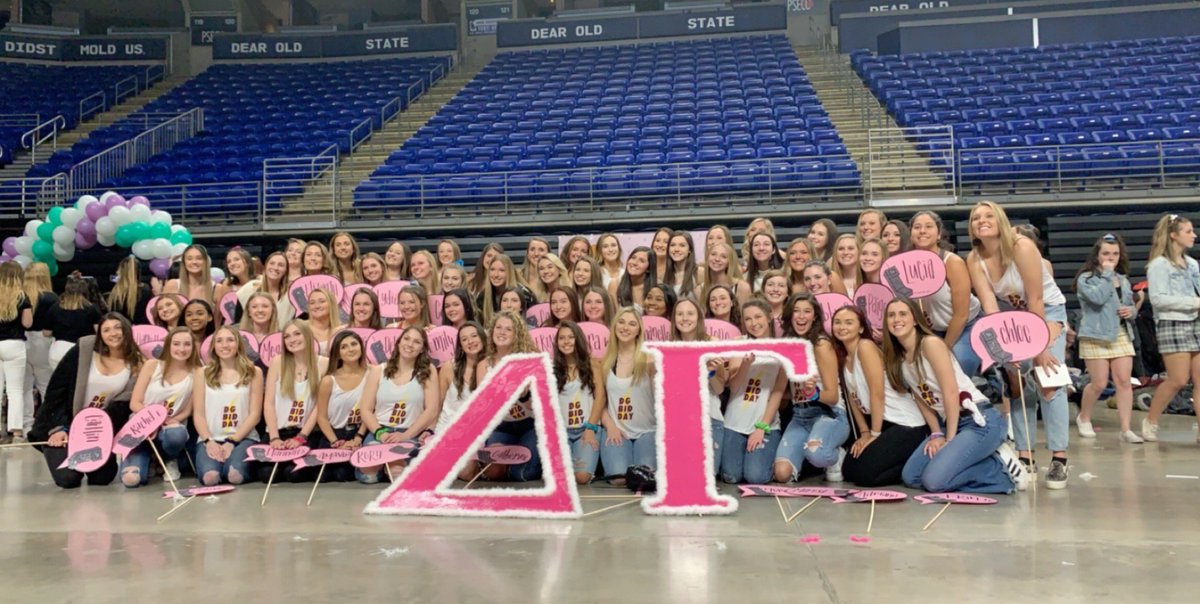 DeltaGammaPSU's tweet photo. Spring '19, WE LOVE YOU! https://t.co/IfhBsX43jL
