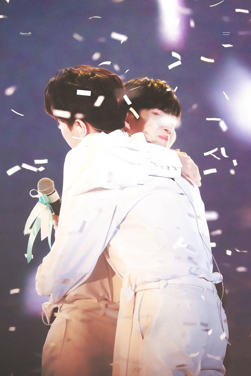 Peppermint_lkl's tweet photo. 190127.  Therefore concert 
#赖冠霖 #라이관린 #워너원

@WannaOne_twt https://t.co/YPVYV3UrKn
