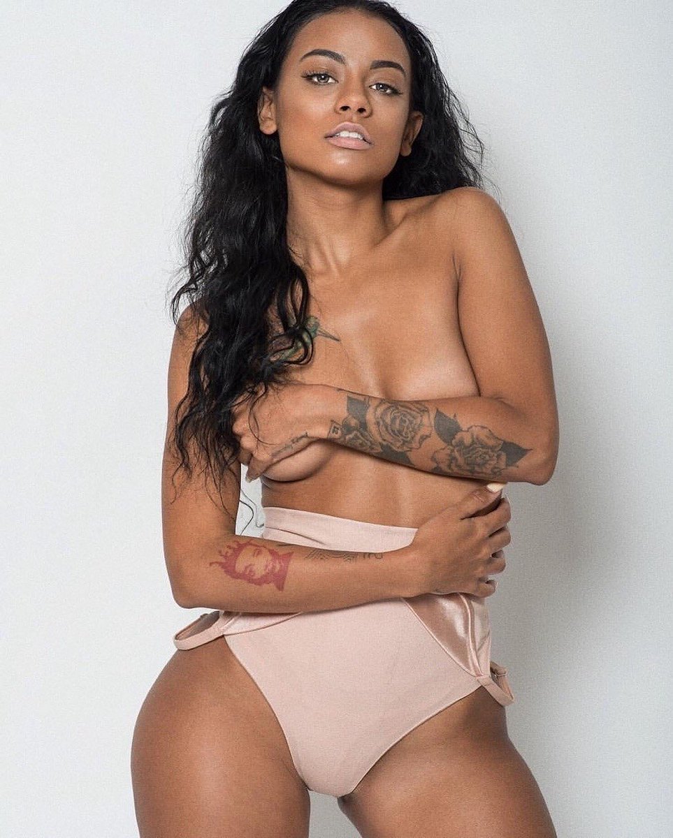 BDHDigital's tweet photo. Tonight's eye candy ππΏ
#InTheseMediaStreets #BlackMagickLifestyle #BMLTheLifestyle #eyecandy #NaeSantana #sexywomen #BMLSpellboundCollection #instabaddie #instabaddies #baddie #baddies #shebad #InTheseMediaStreetsEyeCandy #ITMSApproved #badaf #superbad #modeltype https://t.co/XhOIH5lXPl
