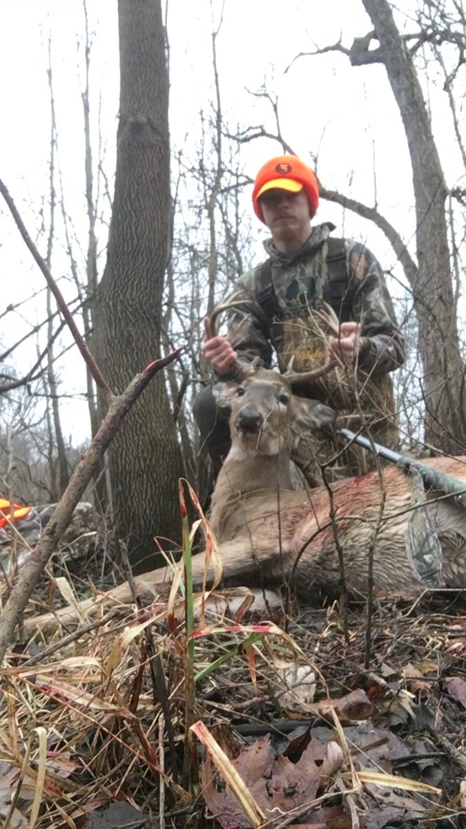 Tenpointlures's tweet image. This hunting was probably the best hunting season I have had‼️ I have seen so many deer this season an have missed quite a few chances to shoot some other deer but I’m a glad to finish the season off with this guy‼️ he make one heck of a European mount👍🏼

(Need any euro’s done❓)