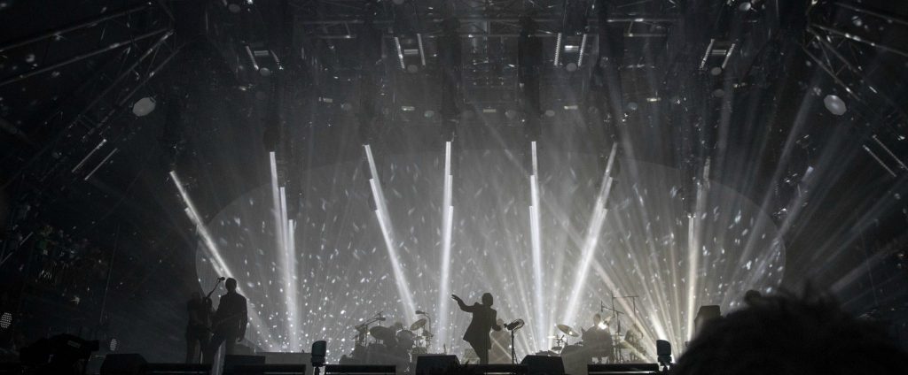 MazzeUp's tweet photo. Dedikasi Radiohead Dalam Film https://t.co/JxyiXF3A2d https://t.co/oqlzLIuhVz