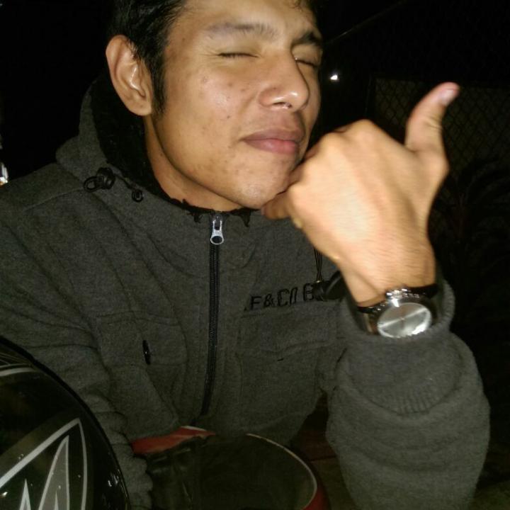 I am streaming on Cube TV，check it out #Cube TV# cube.tv/sid/305946618_…