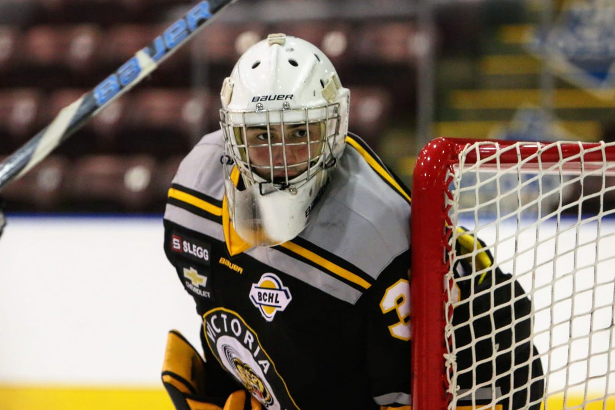 Congratulations to Grizzlies own <a href="/zrose40/">Zack</a> for receiving an honourable mention for player of the week (2GP, 1W, 72 saves/76 shots, .947 SV%, 2.00 GAA)

<a href="/GoBCHL/">fuck off</a> #BCHLPOW #WeAreGrizzlies