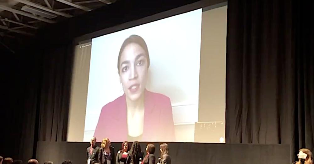 entertainanglr's tweet photo. #Alexandria #OcasioCortez Tells #Sundance That Trump Isn’t The Only Problem https://t.co/j7G27p9CBm https://t.co/shAwBrRBr7