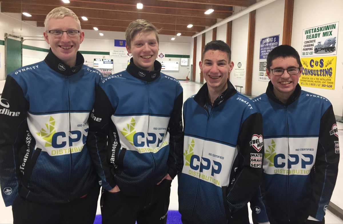wetcurlingclub's tweet photo. @TeamMissel took our big win this weekend with the U18 A Final and a $300 grand prize @wetaskiwincity https://t.co/zmXrCjqiHj