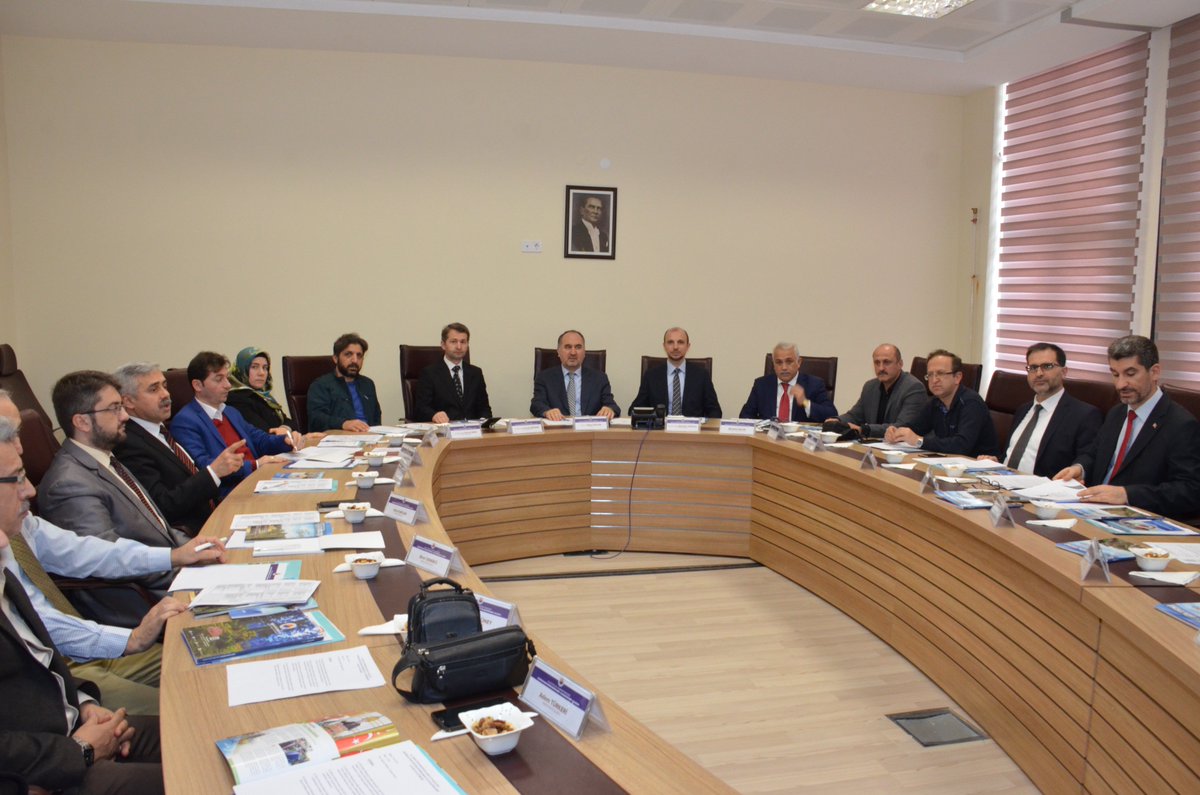 İlahiyat Fakültemizin Müfredatı Değerlendirildi

sinop.edu.tr/Haberler/6375