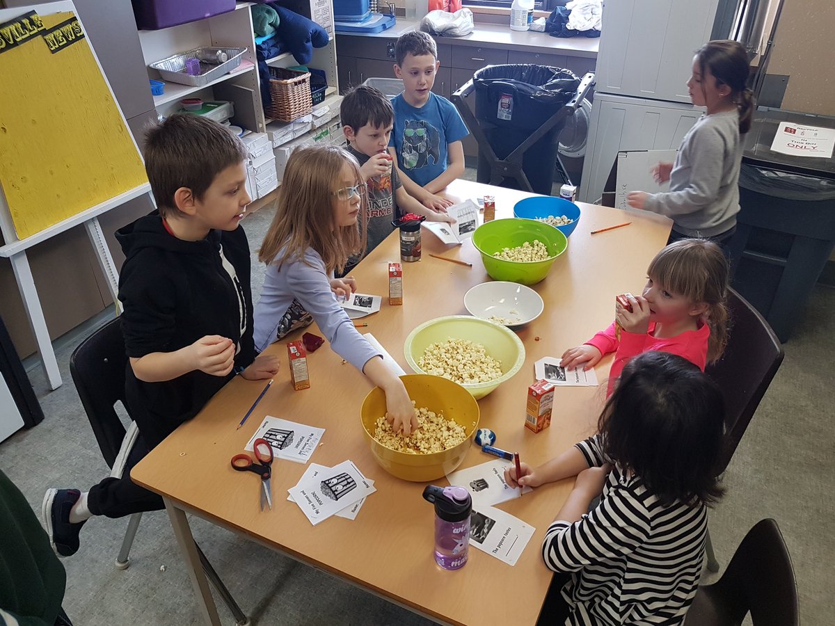 RossvilleSW's tweet photo. We are starting our 5 Senses Unit here at Rossville! Some hands ( mouths) on learning lol @KlassenCrystal @fransaskois @vicmo7 https://t.co/ILtwY9IucS