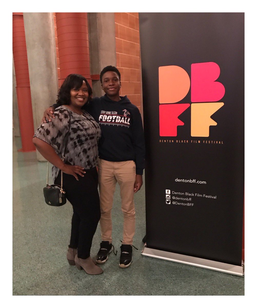 gdcclinks's tweet photo. This past week, GDCC Links supported the 2019 Denton Black Film Festival and shared the Arts with local STEM students. #gdcclinks #WAlinks #linksinc #thearts #dbff19 https://t.co/59pryPyJkH