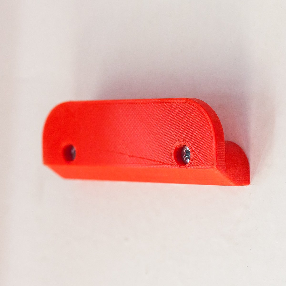 Nuestro diseño imprimible en tu impresora 3, Pappis Hanger.
Our Pappis Hanger 3d printable object design.
この３dプリントデザインはイケアのパッピス箱を壁に掛けることができる。
myminifactory.com/object/3d-prin…
#スペイン #デザイン #３dプリント