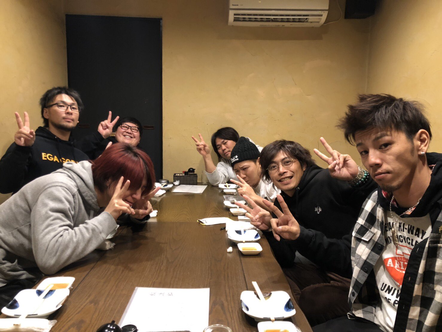 よーらいとまりもとまる この中に釣りよかメンバーじゃない人がいます 誰でしょう