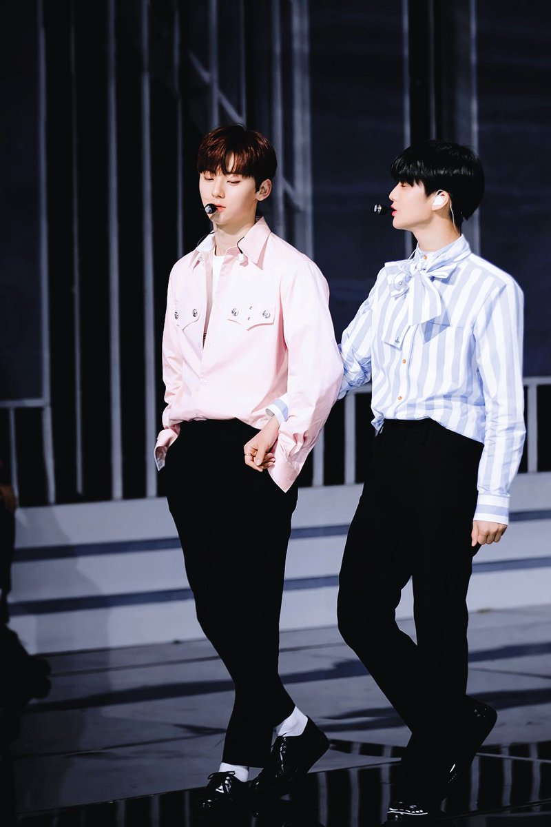 Dukduy12345's tweet photo. มินฮยอนคืออีกคนที่เปิดมุมความน่ารักของน้องแพเลยนะ ขอบคุณที่เข้าหาน้อง วอแวน้องและสารพัดวิธีจีบ55555555 ทั้งๆที่คิดว่าน้องคงรำคาญแต่ก็ยังทำเพื่อให้น้องได้กล้าแสดงออก ขอบคุณนะชาย💕 พิมพ์ไปน้ำตาไหลไป บ้าเอ้ย😭 https://t.co/i5iTCz60Lf