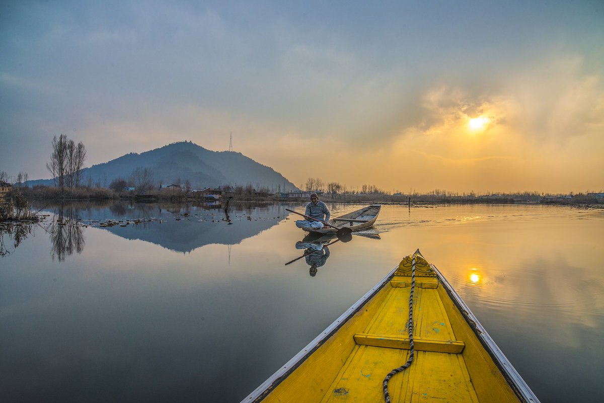 AsianWildlife's tweet photo. #KashmirDeservesAttention - the land of #explorers #poets #philosophers &people who romanticized #travels. I am going to have photographers come with me to Kashmir for #photography in April to showcase the jewels of Kashmir. Join us! #offbeatentrack
https://t.co/r8wQAf6n9w https://t.co/EgNQwgZrqh