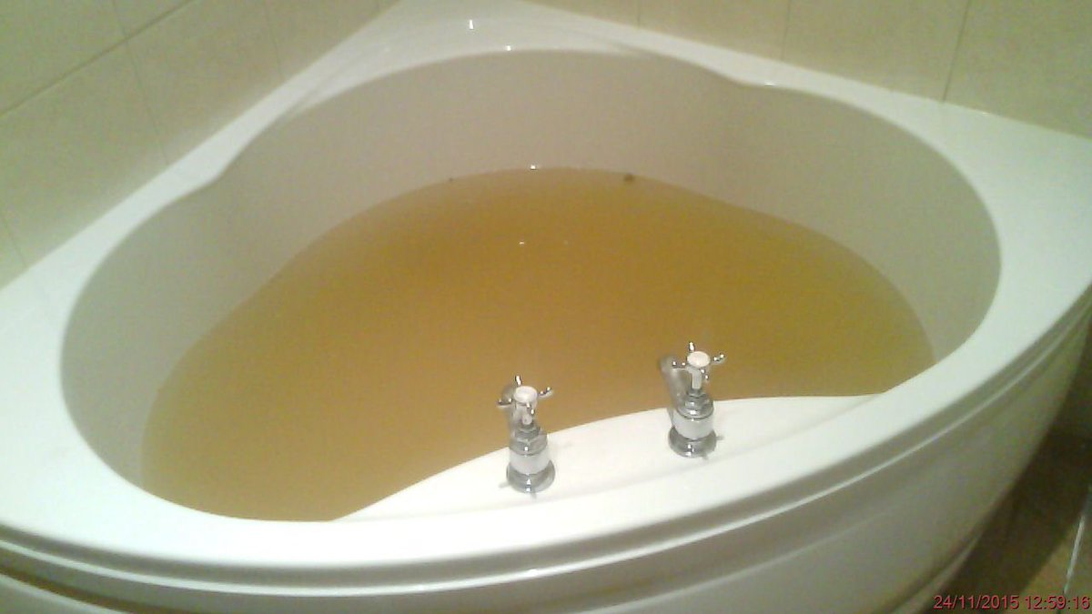NorthumbrianH2O's tweet photo. Blocked sewers aren’t just a headache for us... it can affect you, your family and your friends too. Imagine having to deal with this in your home🤢.                             Howay people, only flush the #3Ps #loveyourdrain #TuesdayThoughts https://t.co/QpzjxhaYkf