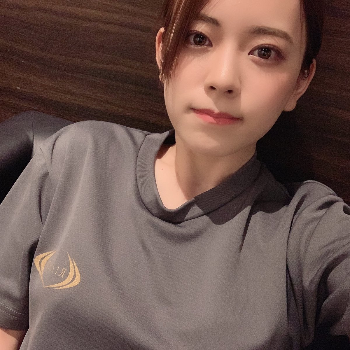 関根りさ 運動したくなくて こういうかおしちゃう 寒い 鍋したい 急にバームクーヘン食べたい あとマヨネーズコーンおにぎりまだ食べれてない T Co Fxwtjdqanr Twitter