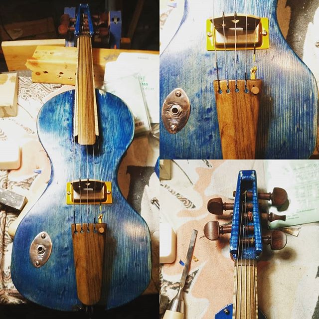 Reposting @violinwithben:
I think I made a weird dude🤣🤣🤣
.
.
#violin #violon #lutherie #violinmaking #custom #wood #violinist #fiddle #geige #guitarmaking #madeinfrance #whatsonthebench #luthier #shop #build #electricviolin #guitar #electricguitar #woodworking