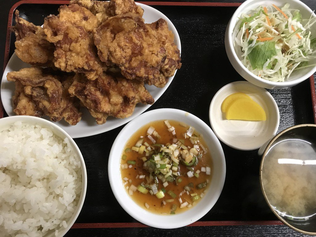 陳腐男 V Twitter 北海道札幌 中国料理 布袋 麻婆豆腐と鶏の唐揚げのザンギ定食 Https T Co Ejvjf4kfyo