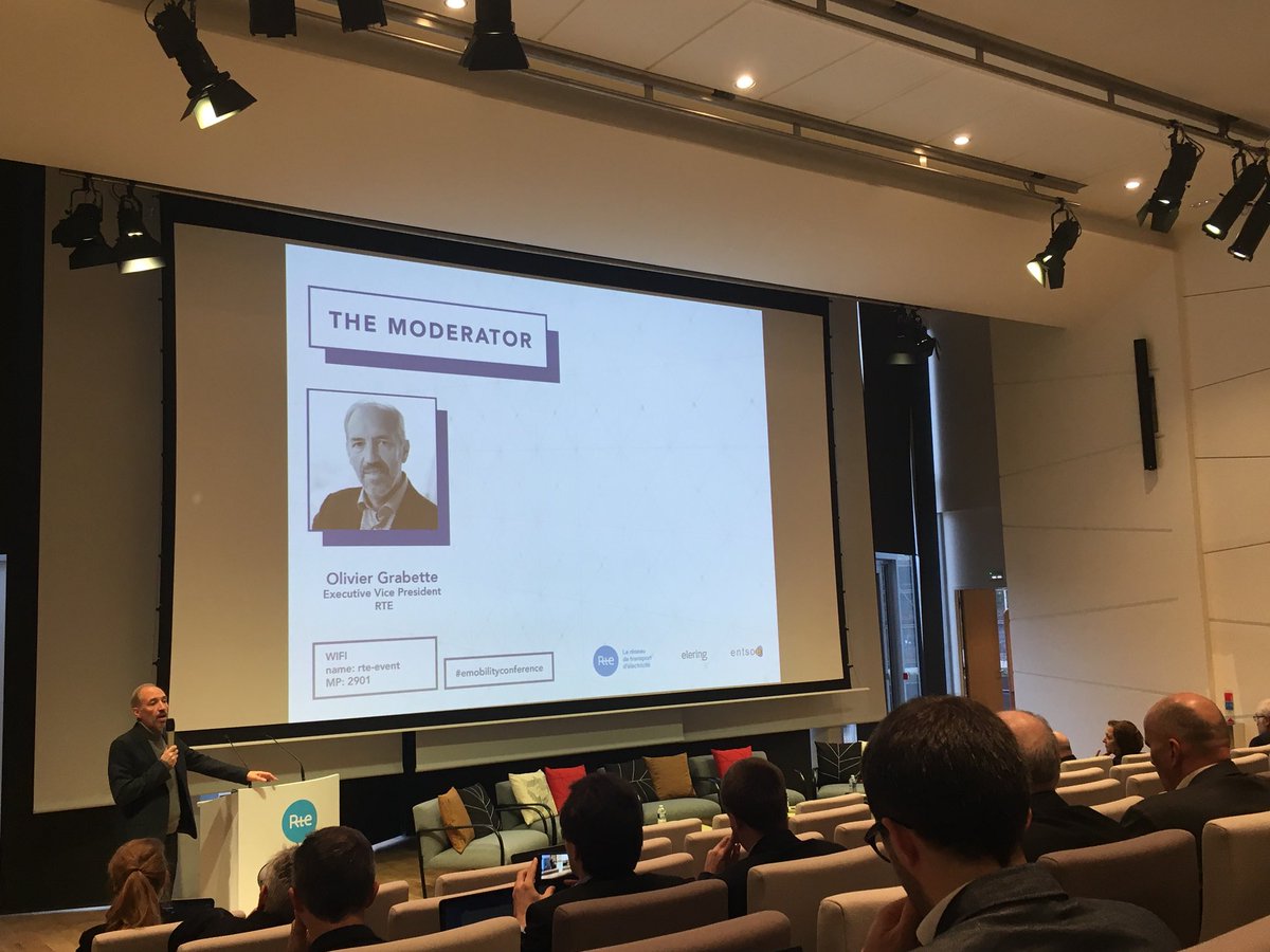 rte_france's tweet photo. [#emobilityconference] O. Grabette, membre du directoire RTE et président de @ThinkSmartgrids débute cette journée d’échange sur le thème de la #MobiliteElectrique https://t.co/w5FeC5KNPS