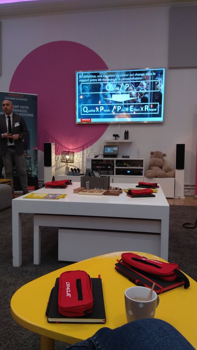 StellaGraphiste tweet media