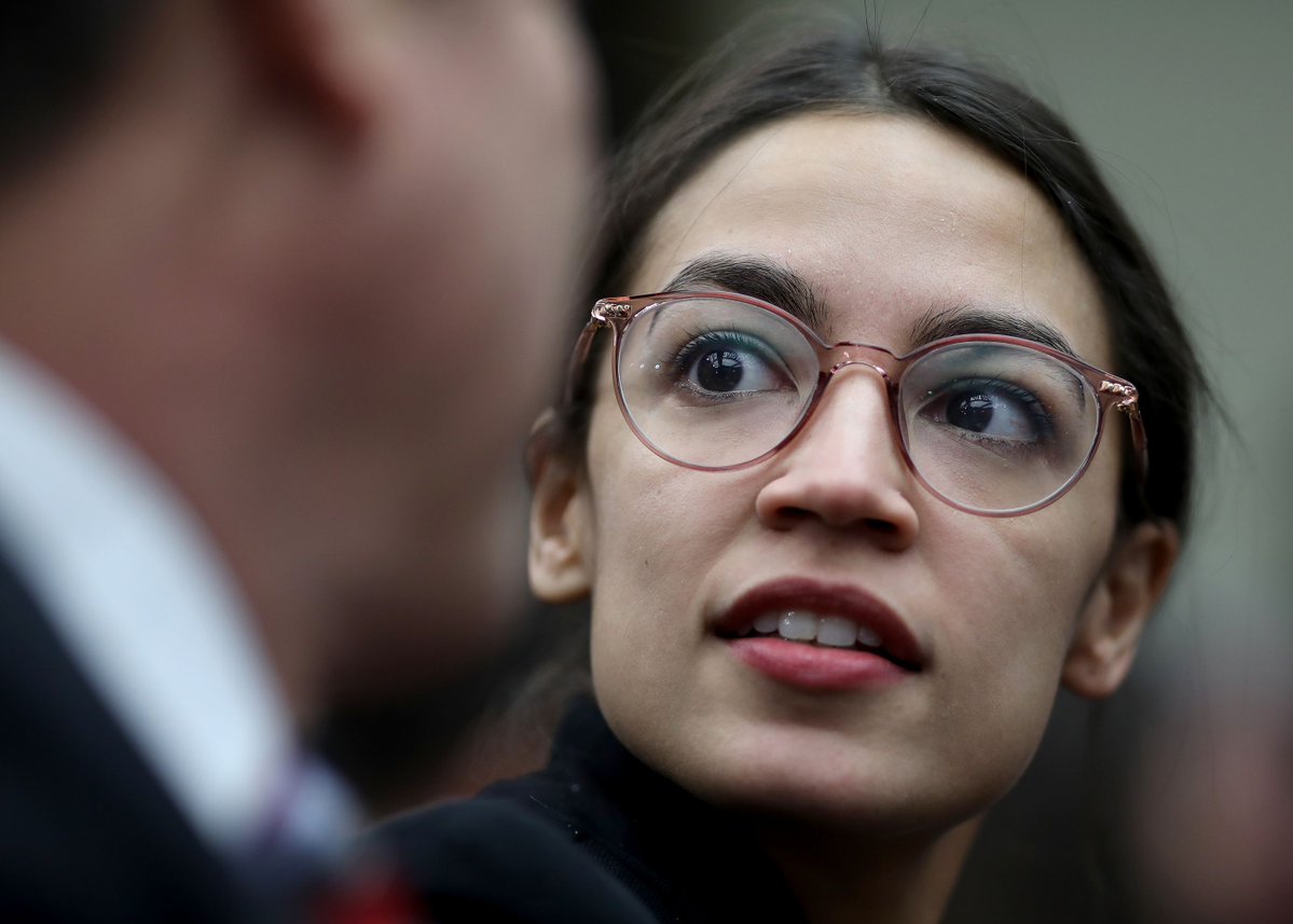 Rep. Ocasio-Cortez rips into Facebook, Google, and Microsoft on climate theverge.com/2019/1/28/1820…