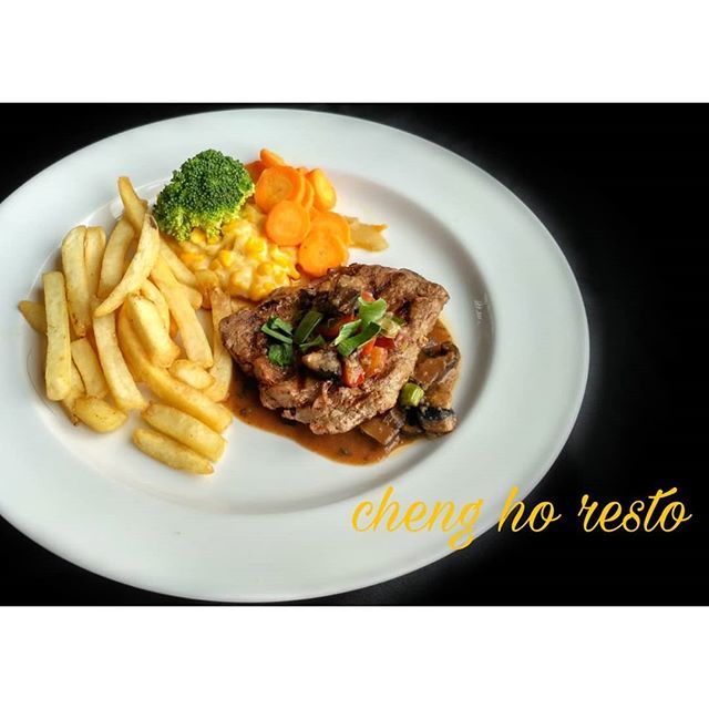 Tomodachicrbn's tweet photo. Cheng Ho Beef Steak
.
.
.
#kulinercirebon #steak #meatlovers #restoran #seafood #delicious #cirebon #kulinercirebon https://t.co/cCu3SUScni https://t.co/Uqs4fwy3CN