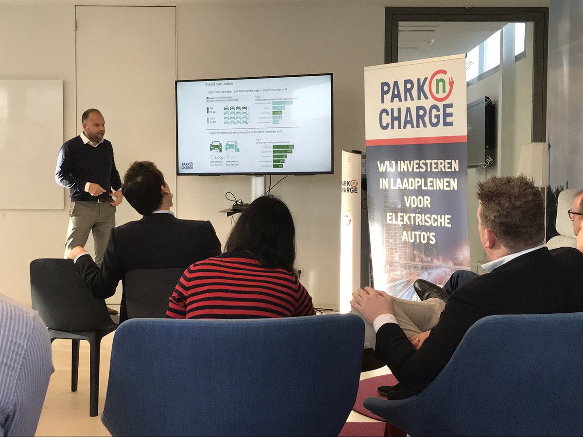 MariekeKoudijs's tweet photo. Kennissessiedag van het BNG #Duurzaamheidsfonds @PARKnCHARGE @SVn_financier #amersfoort #inspirerend #bng #duurzaam #samensterk #geldzoektondernemer https://t.co/pimSVuyon6