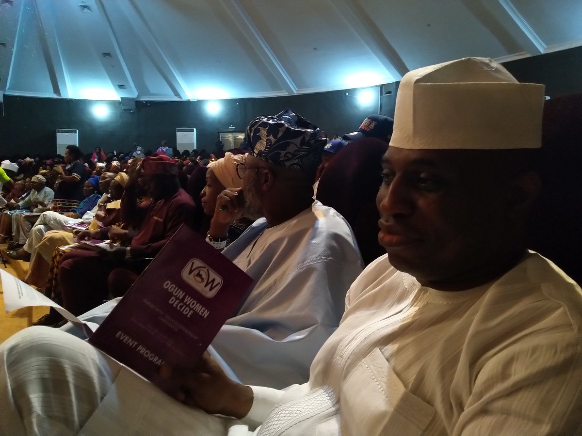 Bankole2019's tweet photo. Rt Hon Dimeji Bankole is presently at the Women Parley with Ogun State Governorship Candidates. #EniToLeSeeLoKan #DB4Ogun2019 https://t.co/tp0teOfUbk