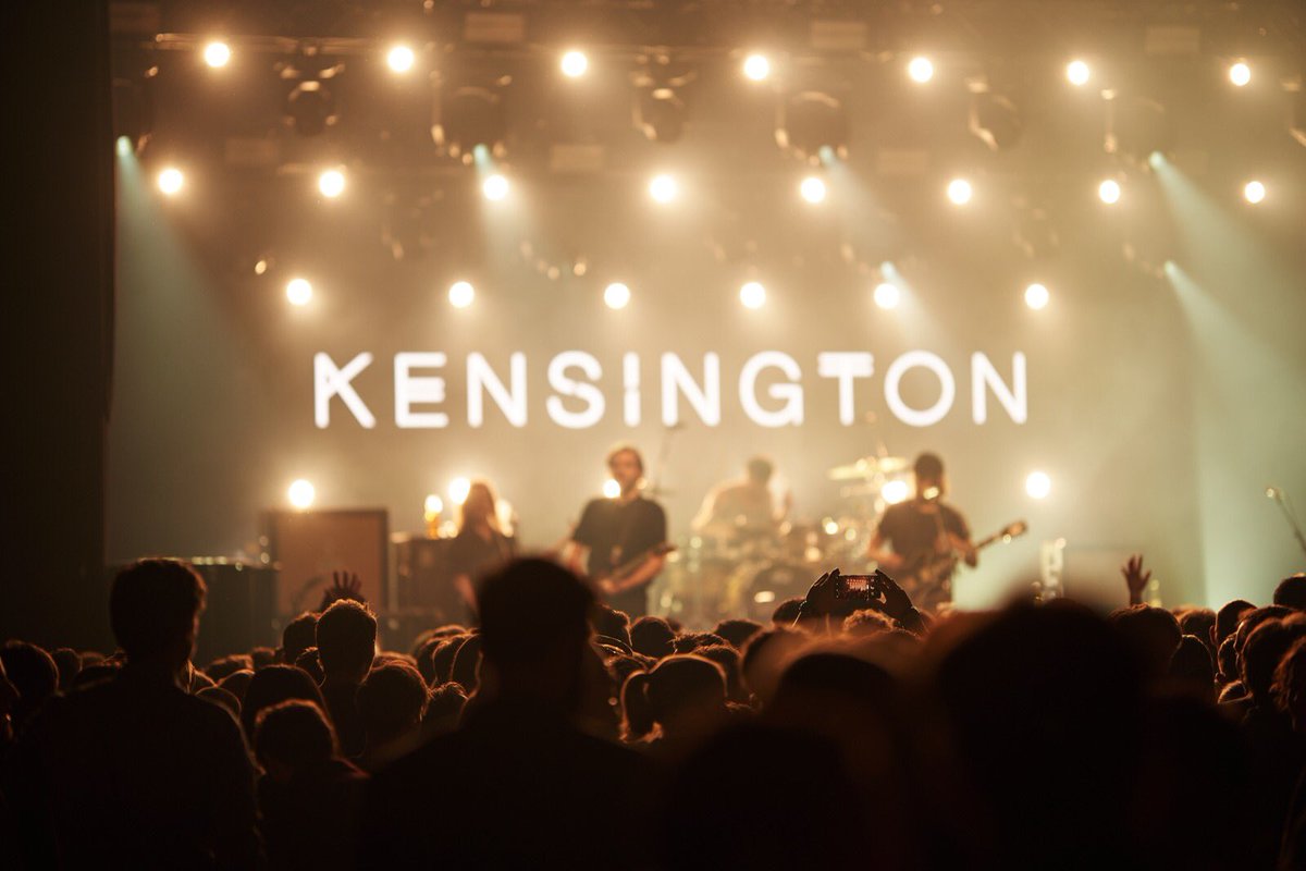 Obsession2251AP's tweet photo. Wat een knaller van een feest. Met optredens van o.a. Kensington en Quintino. Goed begin van het jaar! In opdracht van @bol_com #obsessionevents #impact https://t.co/DnNrwFt1ag