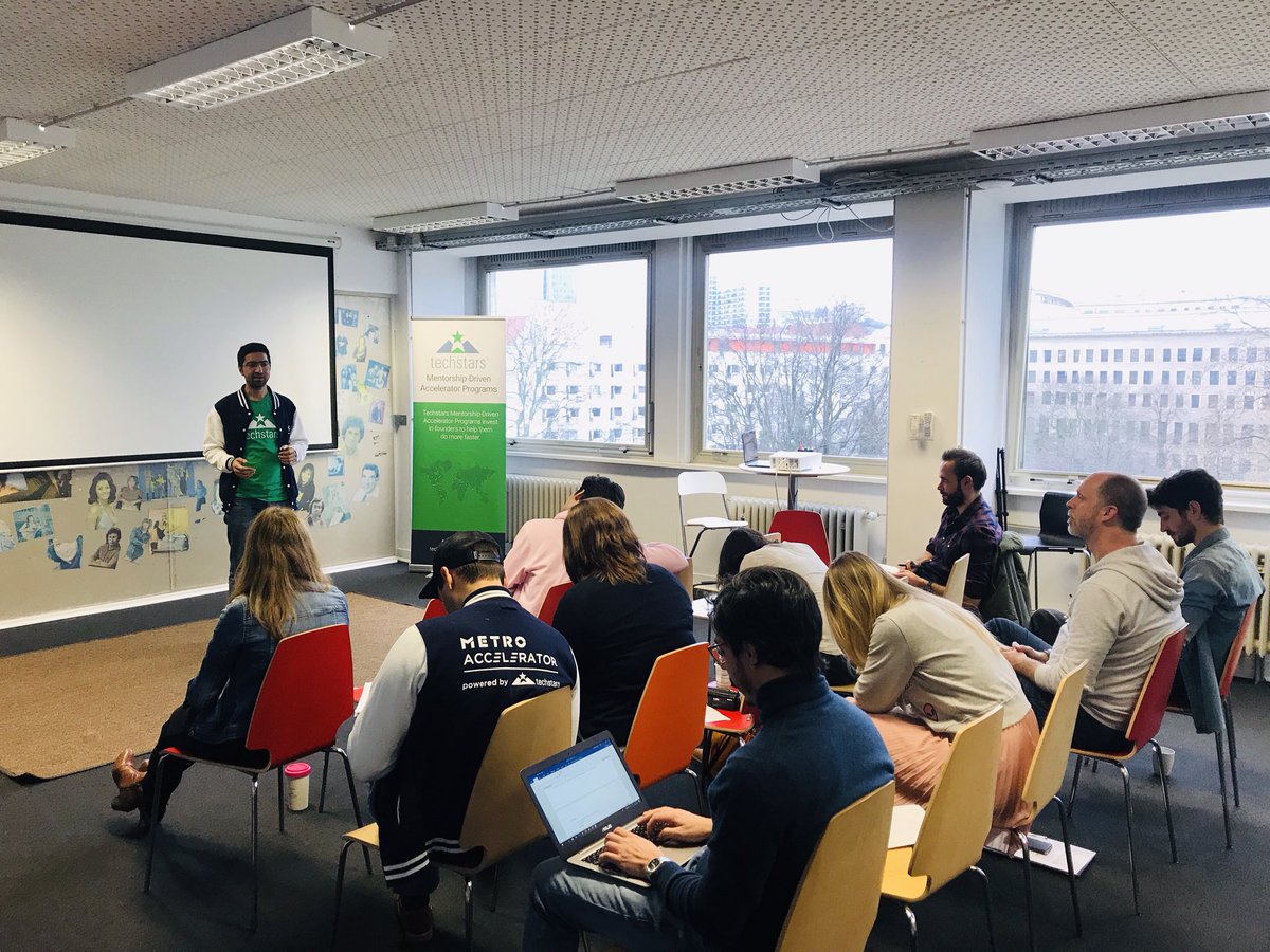 MartinOlczyk's tweet photo. Another day, another pitch training. @ItsDirkL is back again to groove the story and stage delivery! Thanks for your continuous support, Dirk! @METROAccel https://t.co/zoCy7Pnkny