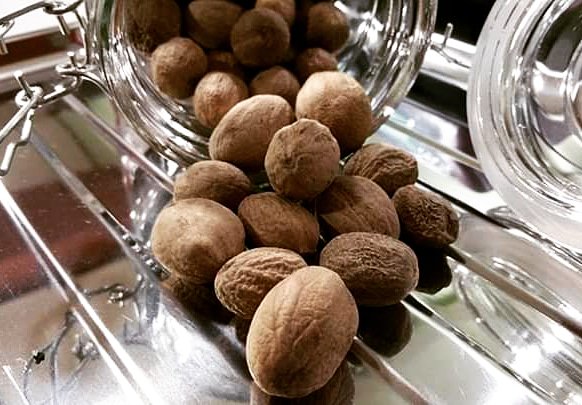 hierbas_a's tweet photo. #especias #nuezmoscada #cocinafacil #saludable #rico

https://t.co/Evw79uZJAD https://t.co/VhLx6zT5k9