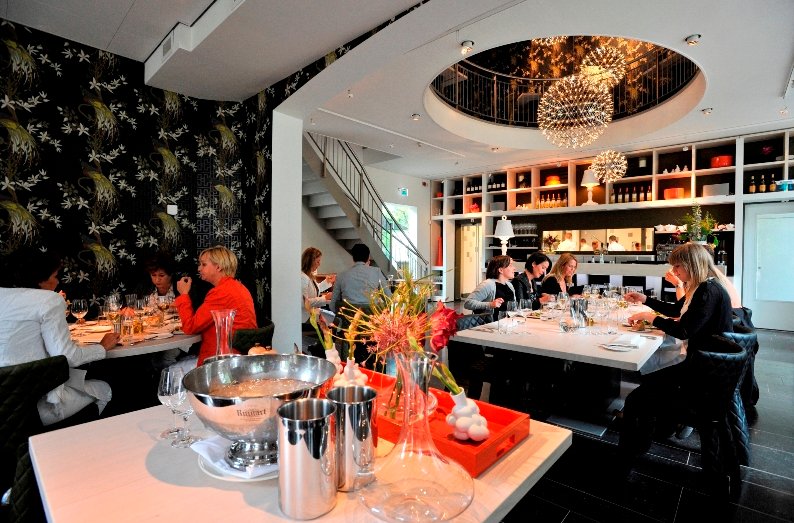 "Fantastisch verzorgd, onvergetelijke avond! Dat we bij Wolfslaar goed zitten voor een uitstekend verzorgd diner wisten we al, maar voor onze exclusieve viering met ons jonge team zijn wederom de verwachtingen overtroffen" ow.ly/XKxG30nsUul <a href="/Wolfslaar/">Landgoed Wolfslaar</a> #feest #breda