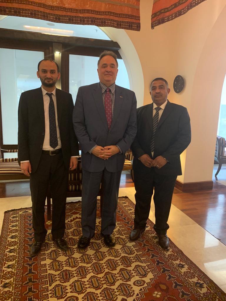 rMhZeVXFnnye6PU's tweet photo. نیټه ۹ سلواغه ۱۳۹۷
د افغانستان د صنایعو، کانونو او پانګونی عالي شورا اجراییوی مشر ښاغلی محمد شبیر بشیری د افغان امریکن د سوداګرې خونې اجرایوی مشر ښاغلي جیفری گریکو سره لیدنه وکړه،
په دغه لیدنه کې په دوه اړخیزو همکاری بحث وشو. https://t.co/LJcFhMvWk7